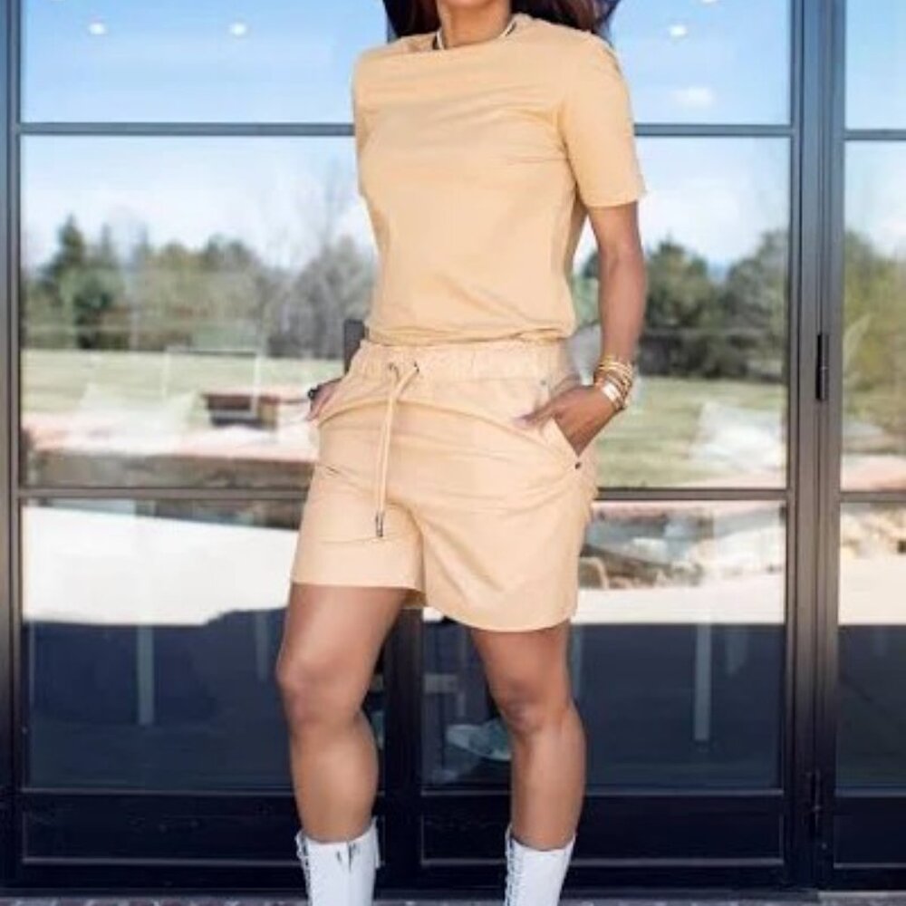 Lita by‎ Ciara NWT Wide Leg Drawstring Lamb Leather Shorts in Iced Coffee Medium